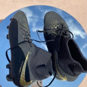 Nike Hypervenom Phantom III Black/Metallic Gold